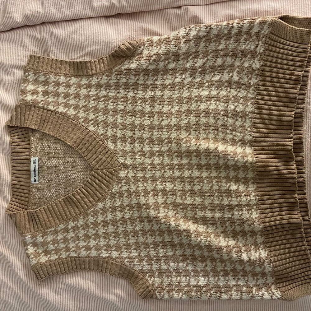 Tan and Cream Houndstooth Sweater Vest